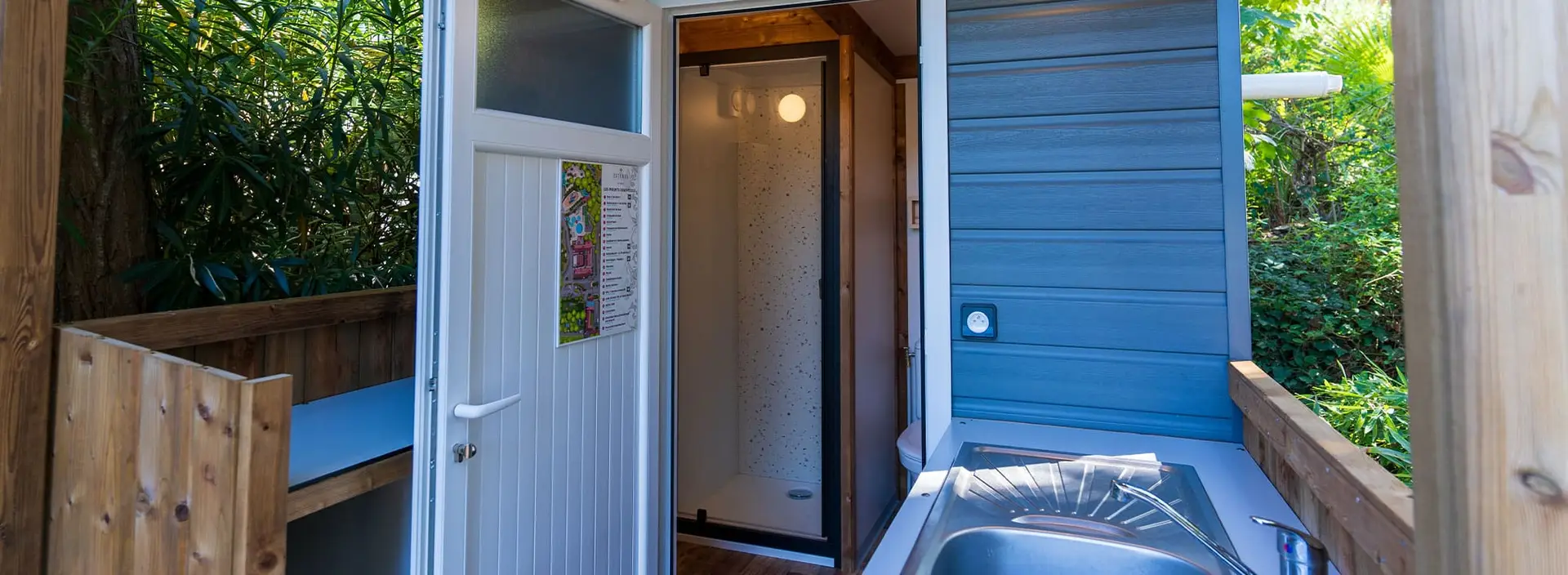 Emplacement Prestige Spa à Esterel Caravaning