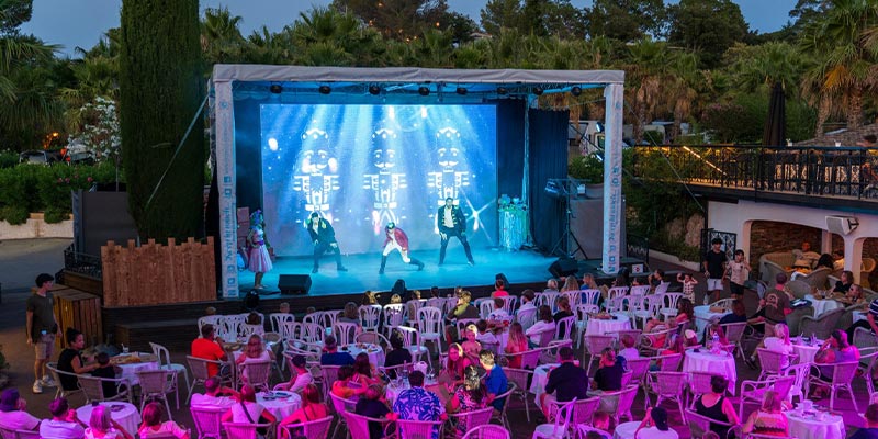 Spectacle à Esterel Caravaning